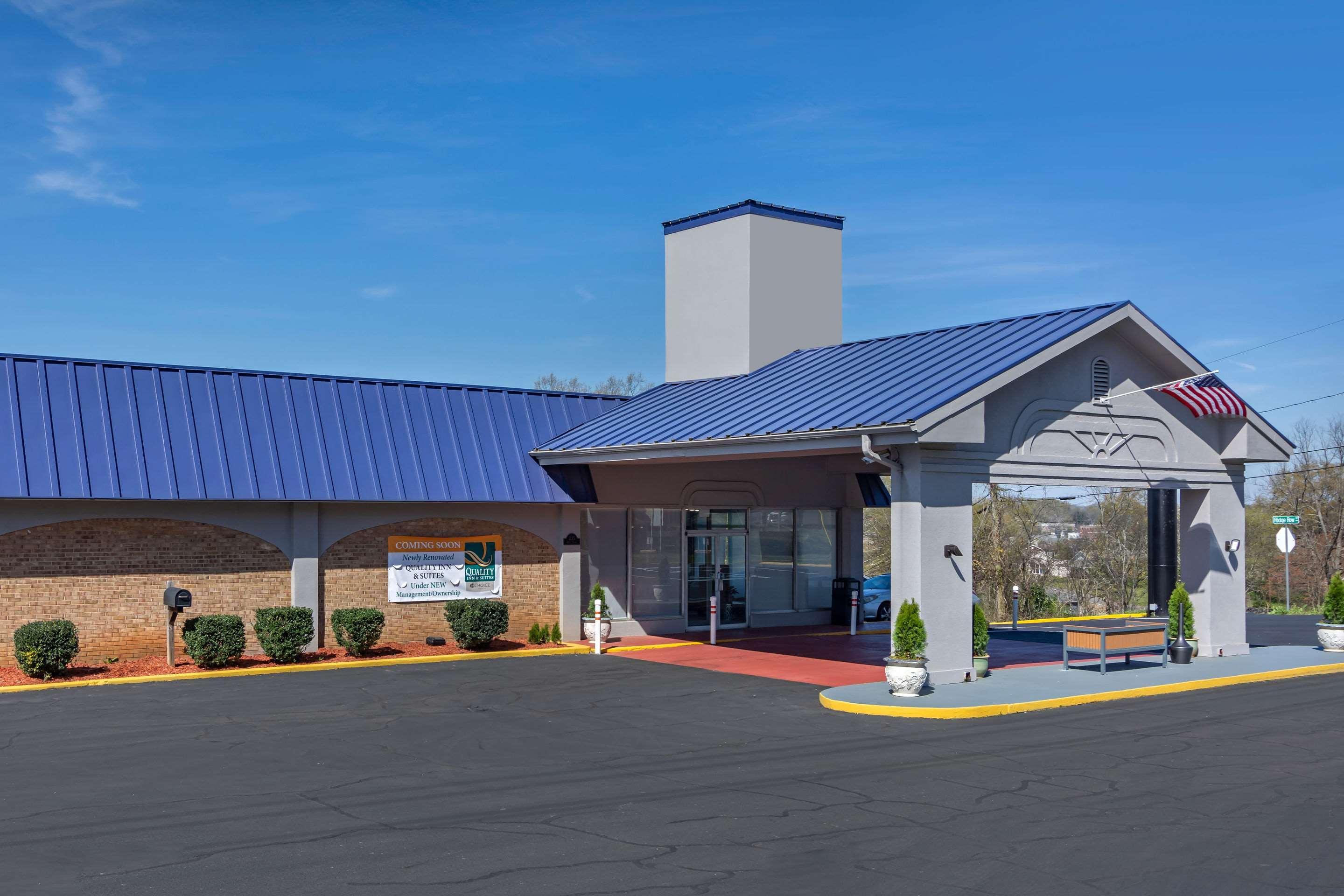 Quality Inn & Suites Cartersville Exterior photo